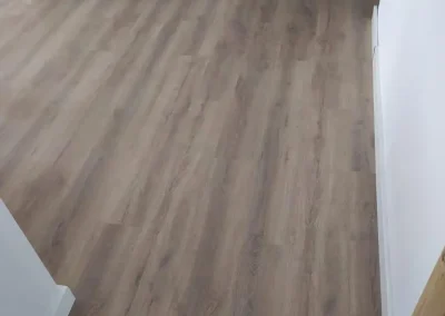 Carpintería Carmosur suelos de madera,instalación de suelo de madera,suelos de madera en cadiz,parquet y tarima